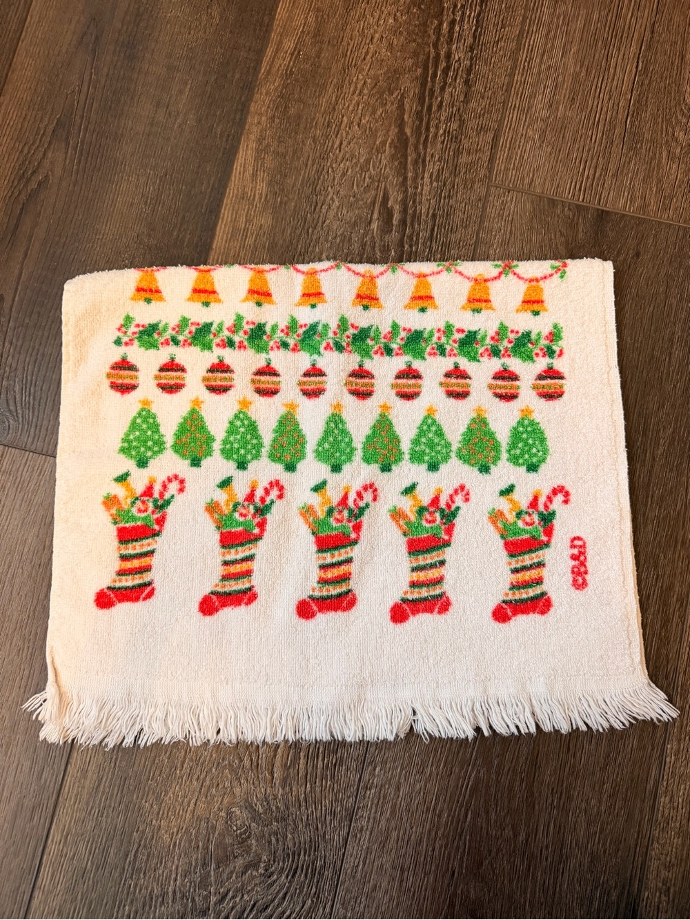 Vintage 1980s Christmas Hand Towel by Barth & Dreyfuss. Made in USA